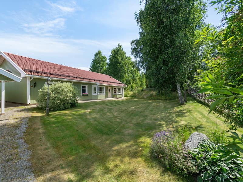 Stort enplanshus